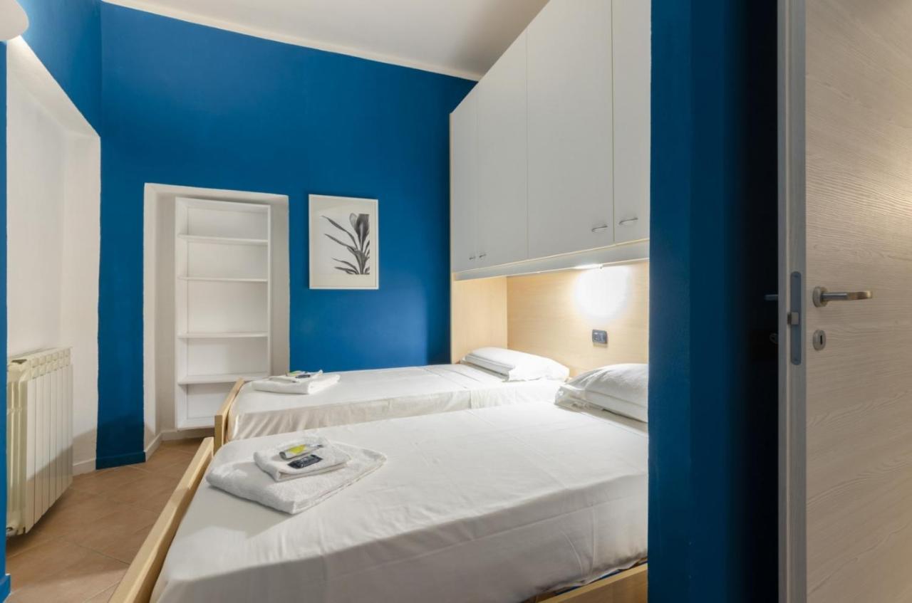 Joivy Warm Family Flat For 9, Near Porto Antico Apartment Genoa Exterior photo